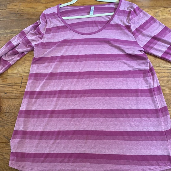 LuLaRoe Women’s Striped Long Sleeve Top – Pink Purple – NWT – Size XL - Picture 3 of 8